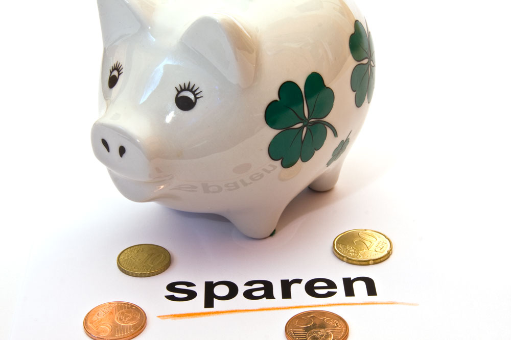 Bild 1 von Foto-Nutzungslizenz  Sparen Geld Euro  / (Nutzungsart) kommerzielle Onlinenutzung / (Zweck) Hauptseite einer Domain / (Verwendungsdauer) bis 6 Monate / (Urheberhinweis) ohne Urheberhinweis 